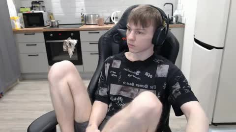 Alex online show from 03-06-25, 05:14