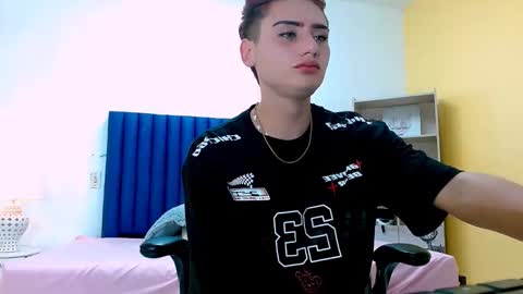 ALEX online show from 12-16-25, 01:54