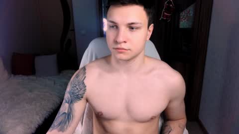 alex_milson online show from 12-25-24, 03:08