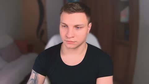 alex_milson online show from 02-19-25, 05:27