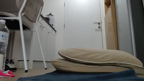 Nicha online show from 09-28-25, 05:46