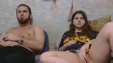 Alex and Sarah online show from 02-25-26, 10:52