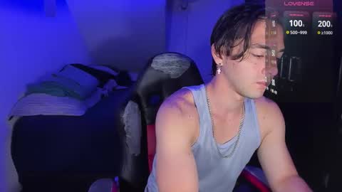 Snapshot of alex_smith0 chatting on 09-18-25, 06:54 online show from 09-18-25, 06:54