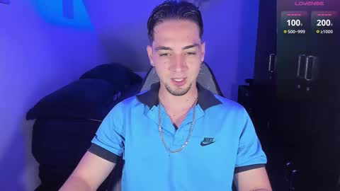 Snapshot of alex_smith0 chatting on 10-08-25, 12:08 online show from 10-08-25, 12:08