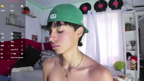 Alex online show from 02-05-25, 01:54