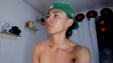 Alex online show from 11-20-25, 03:12