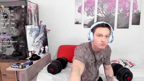 Alex WandHot online show from 01-25-25, 05:51