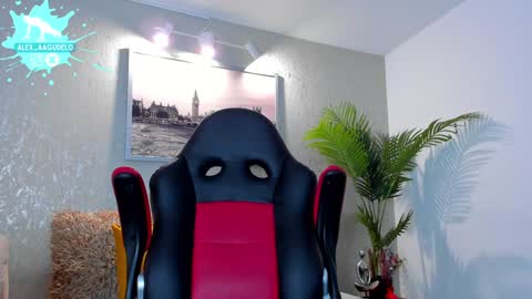 Snapshot of alex_zt chatting on 12-23-24, 06:22 x online show from 12-23-24, 06:22