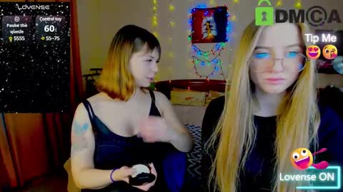 Snapshot of alexa_glory chatting on 12-28-24, 12:45 Alexa online show from 12-28-24, 12:45