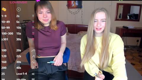 Snapshot of alexa_glory chatting on 01-17-25, 10:22 Alexa online show from 01-17-25, 10:22