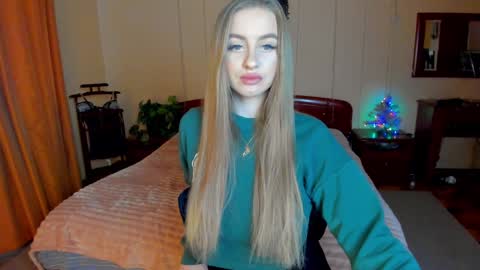 Snapshot of alexa_glory chatting on 01-21-25, 11:13 Alexa online show from 01-21-25, 11:13