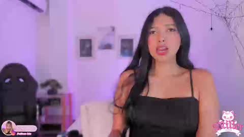 Alexa Millers online show from 11-01-25, 04:03