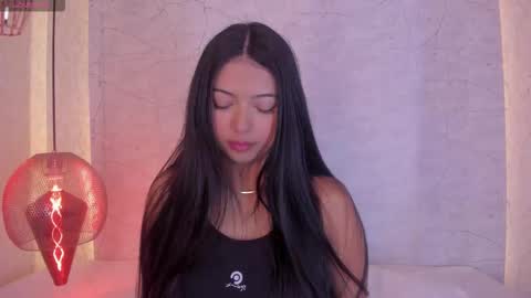 Alexa Millers online show from 11-24-25, 04:12