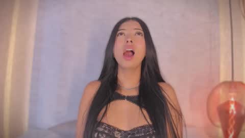 Alexa Millers online show from 11-30-25, 04:38