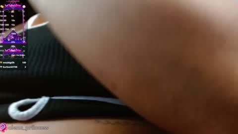 Snapshot of alexa_priincess chatting on 01-12-25, 10:01 online show from 01-12-25, 10:01