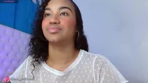 Snapshot of alexa_priincess chatting on 10-22-25, 08:30 online show from 10-22-25, 08:30