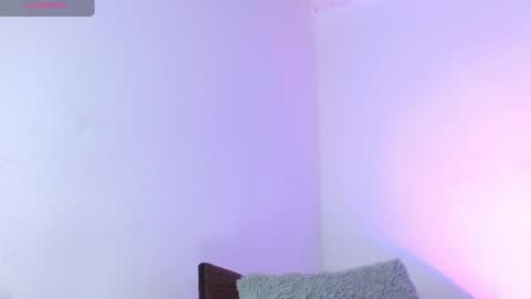   online show from 03-11-26, 04:57