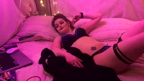 Snapshot of alexablessed2 chatting on 02-08-25, 03:52 Alexablessed online show from 02-08-25, 03:52