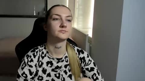 Alexa online show from 11-08-25, 01:11