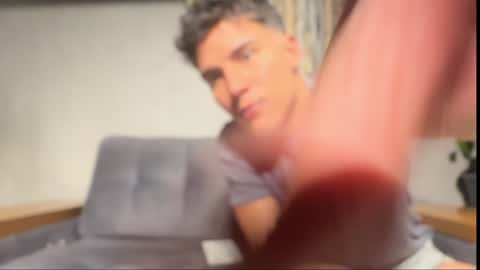 Alex  Dani online show from 01-08-25, 01:00