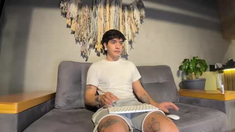 Alex  Dani online show from 02-24-25, 02:19