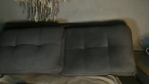 Alex  Dani online show from 09-17-25, 04:58