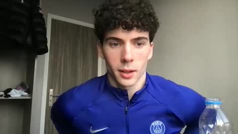 Snapshot of alexander0_ chatting on 02-16-26, 10:22 Alexander online show from 02-16-26, 10:22