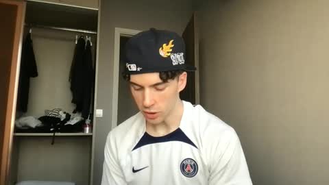 Snapshot of alexander0_ chatting on 03-02-26, 11:06 Alexander online show from 03-02-26, 11:06