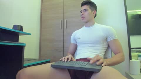 alexander__lips online show from 01-31-25, 12:50