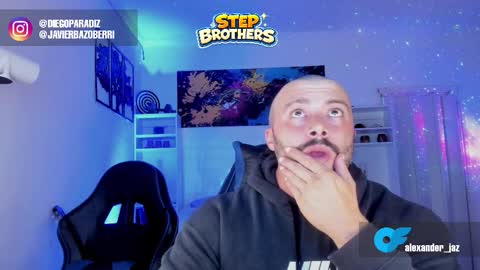 Snapshot of alexanderjaz chatting on 02-11-26, 01:54 Alexander Jaz online show from 02-11-26, 01:54