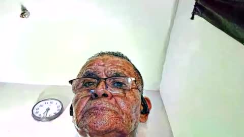 Snapshot of alexanderv28 chatting on 01-11-25, 02:25 alexanderv28 online show from 01-11-25, 02:25