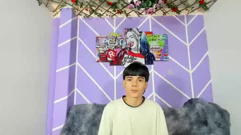 chicos hot online show from 02-25-25, 07:58