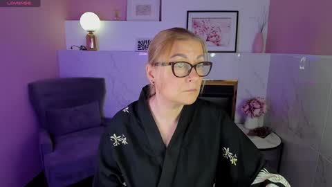 Snapshot of alexandra_kind chatting on 01-08-25, 05:05 Alexandra online show from 01-08-25, 05:05