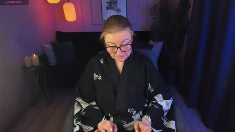 Snapshot of alexandra_kind chatting on 02-15-25, 08:54 Alexandra online show from 02-15-25, 08:54