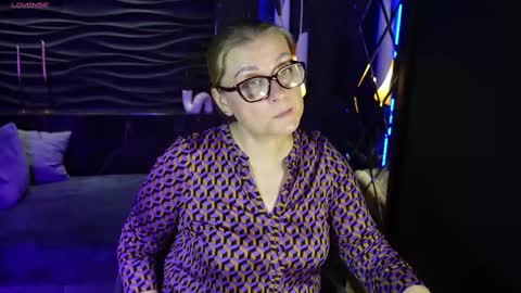 Snapshot of alexandra_kind chatting on 02-20-25, 03:56 Alexandra online show from 02-20-25, 03:56