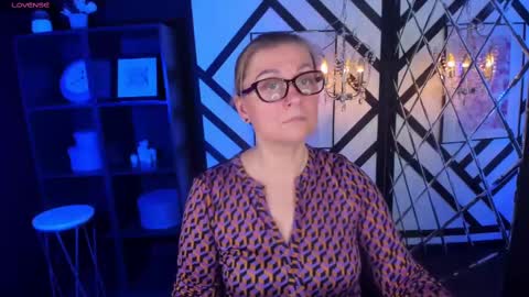 Snapshot of alexandra_kind chatting on 03-03-25, 01:42 Alexandra online show from 03-03-25, 01:42