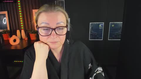 Snapshot of alexandra_kind chatting on 03-04-25, 09:54 Alexandra online show from 03-04-25, 09:54