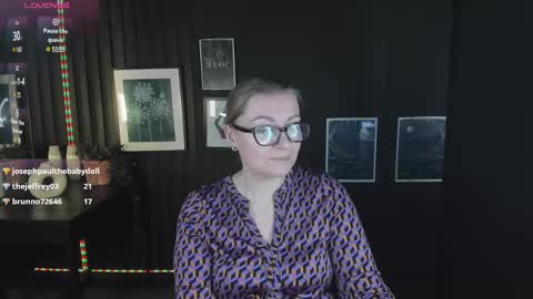 Snapshot of alexandra_kind chatting on 03-07-25, 10:56 Alexandra online show from 03-07-25, 10:56