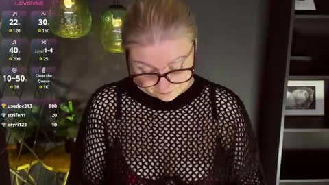 Snapshot of alexandra_kind chatting on 03-08-25, 11:49 Alexandra online show from 03-08-25, 11:49