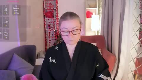 Snapshot of alexandra_kind chatting on 02-17-26, 11:22 Alexandra online show from 02-17-26, 11:22