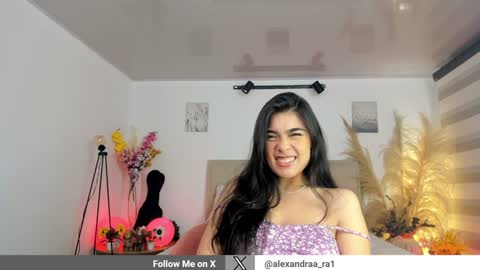 Alexandra Rodriguez online show from 01-07-25, 01:06