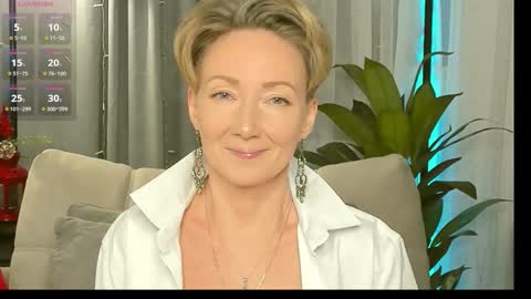 Snapshot of alexandrafix chatting on 12-22-25, 12:57 Alexandra online show from 12-22-25, 12:57