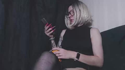 Alexandra online show from 11-18-25, 08:08