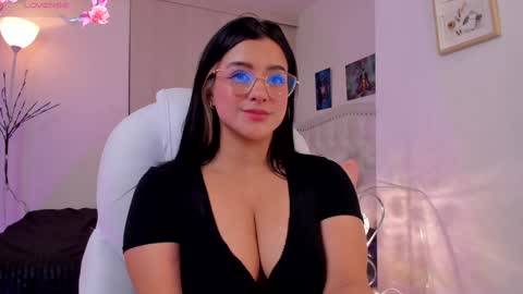 lexandra  online show from 01-03-25, 09:58