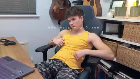 Snapshot of alexfag93 chatting on 01-09-26, 03:48 Alex online show from 01-09-26, 03:48