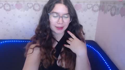 Alexia online show from 02-11-25, 03:18