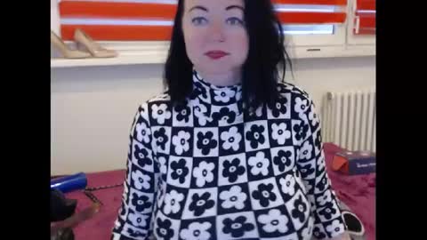 alexie33 online show from 02-11-25, 07:54