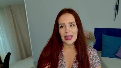 alexis_lovelyy online show from 10-13-25, 05:40