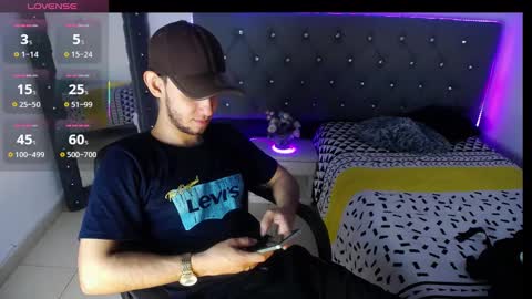 alexiscollinss online show from 03-12-25, 03:24