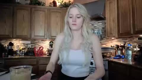 alexispaige06 online show from 03-08-26, 06:01